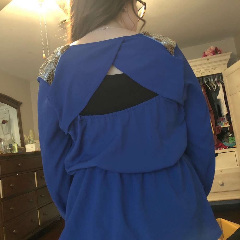 Blouse - Picture 3 of 3